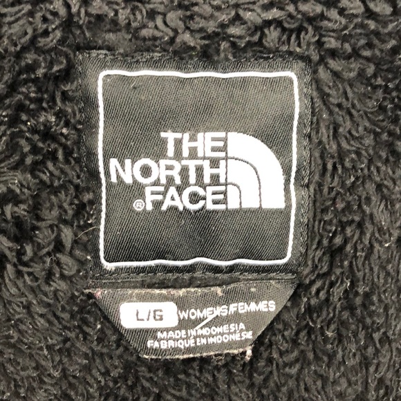 The North Face Black Fuzz Lined Winter Jacket - Picture 5 of 7